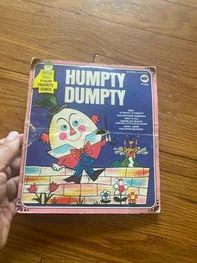 PETER PAN Records “humpty Dumpty” 45 RPM - ,